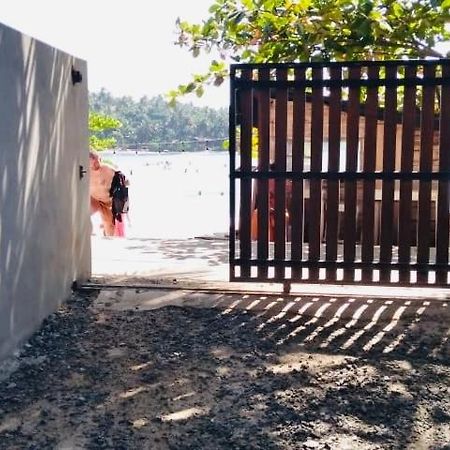 Surf Villa Hiriketiya Matara Exterior photo