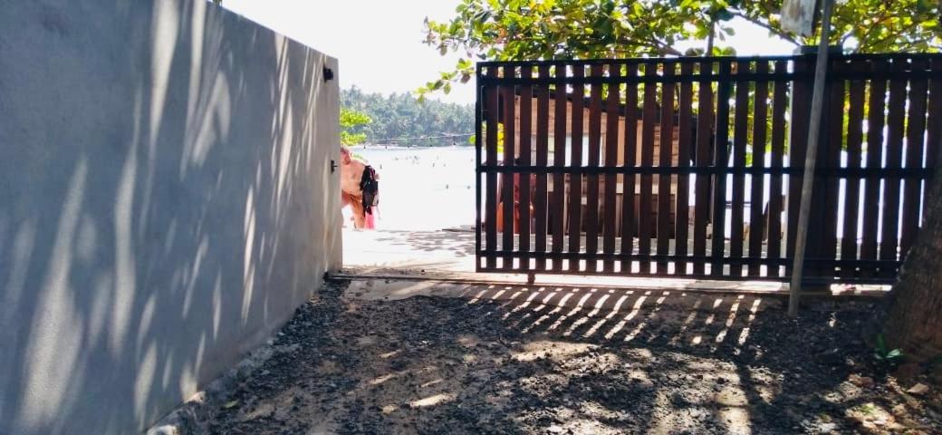 Surf Villa Hiriketiya Matara Exterior photo